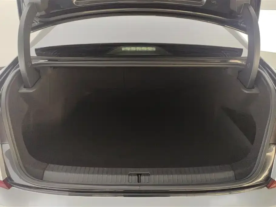 Volkswagen Passat — фото 6