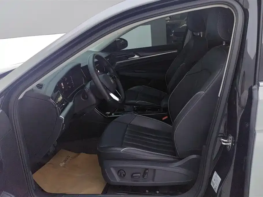 Volkswagen Passat — фото 7