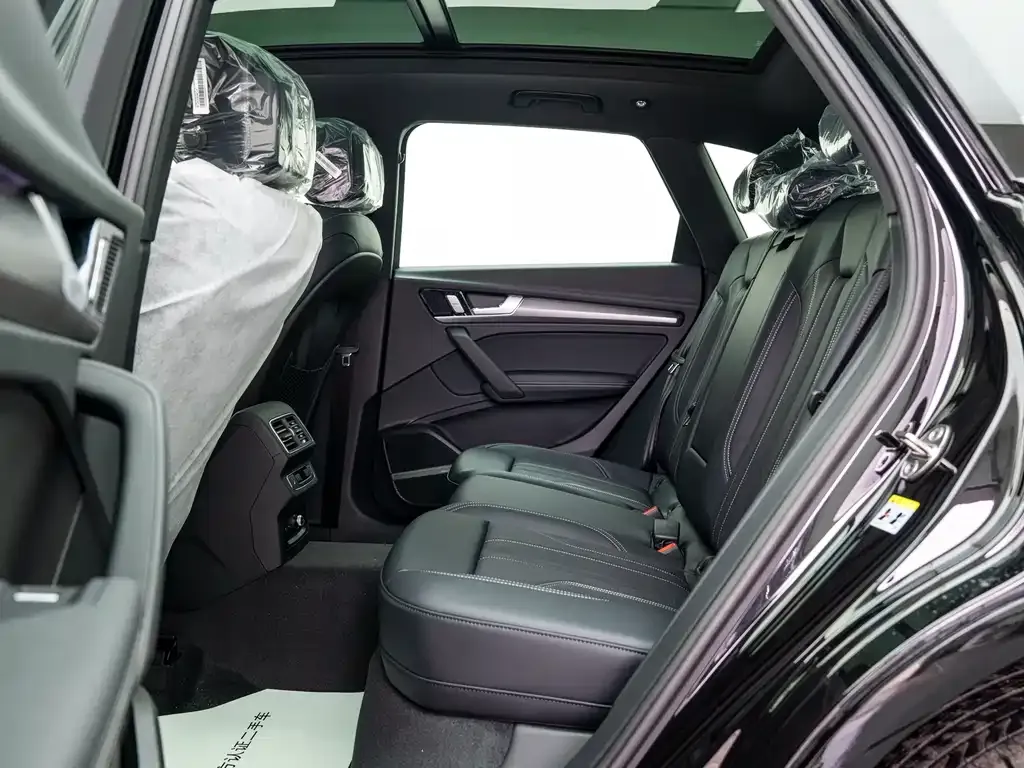 Audi Q5L 2026 из CN, фото 9