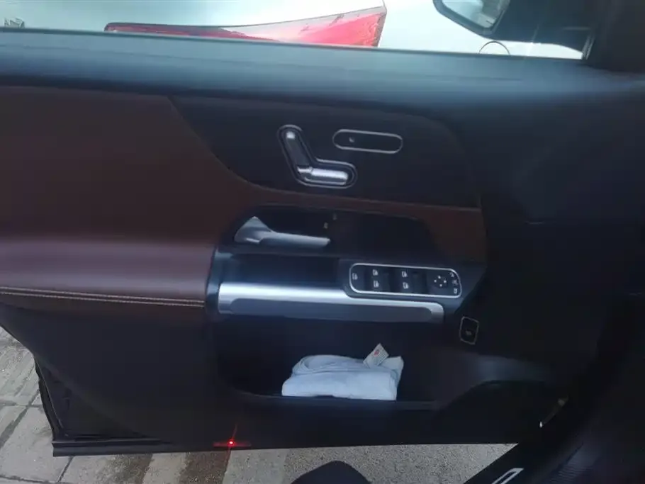 Mercedes-Benz GLB 2023 из CN, фото 4