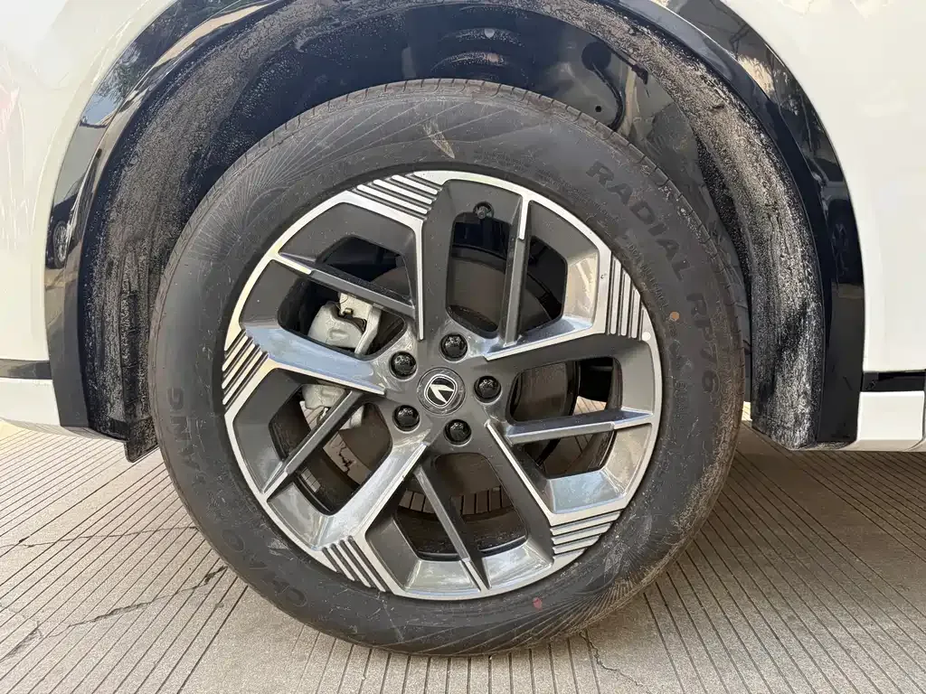 Changan CS75PLUS — фото 5
