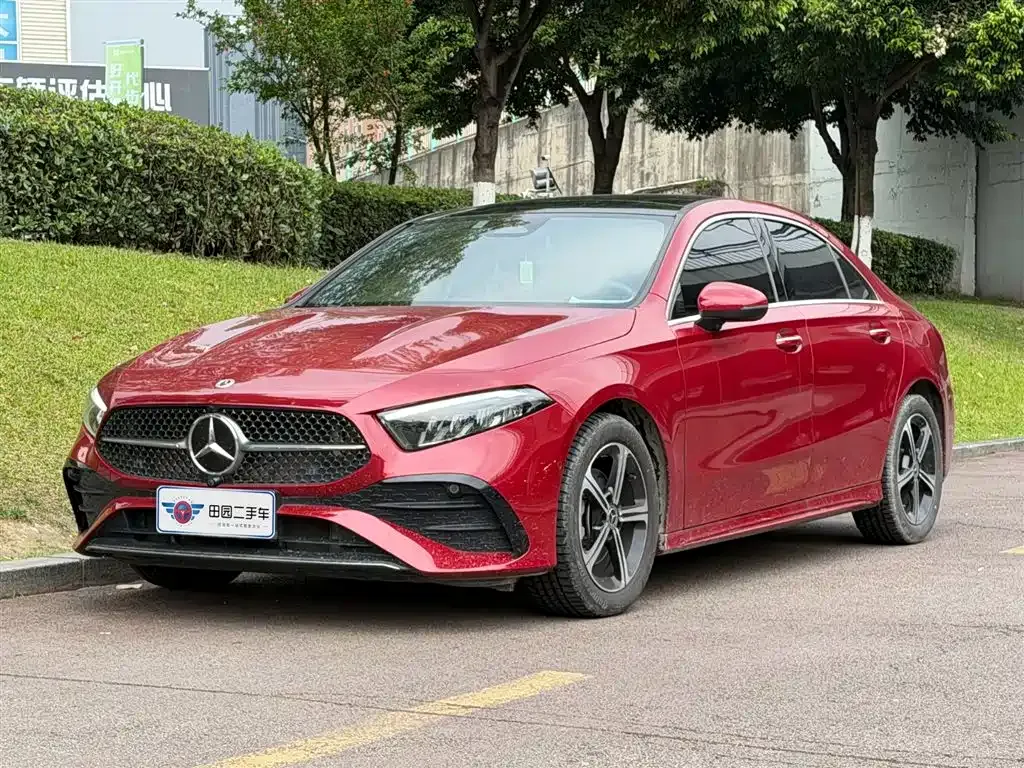 Mercedes-Benz A-Class — фото 1