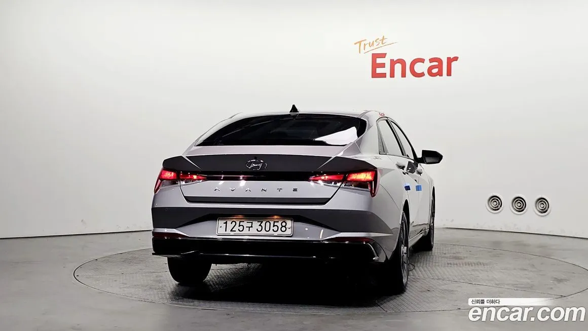 Hyundai AVANTE 2021 из KR, фото 6