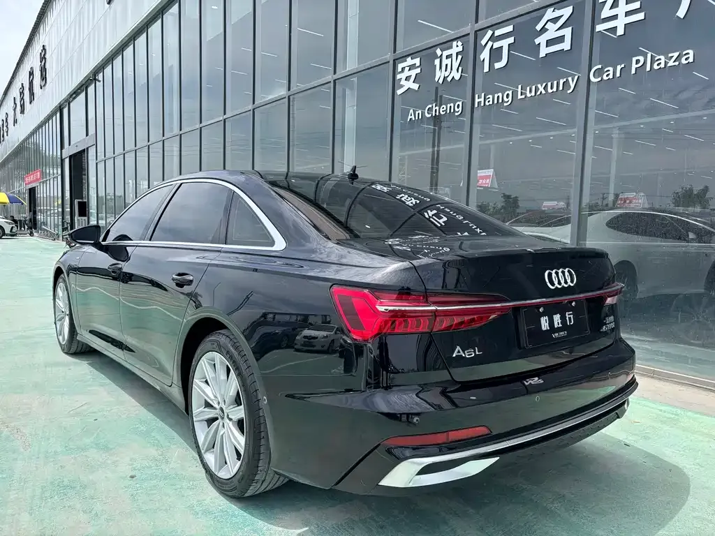 Audi A6L 2023 из CN, фото 8