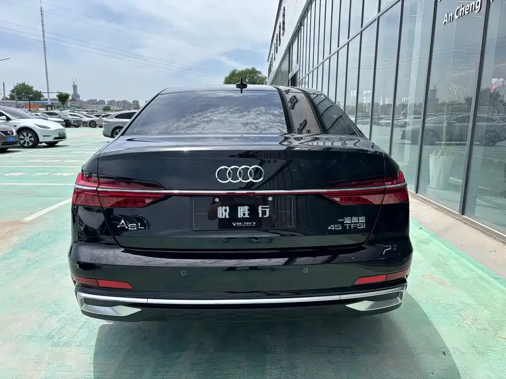 Audi A6L 2023 из CN, фото 6