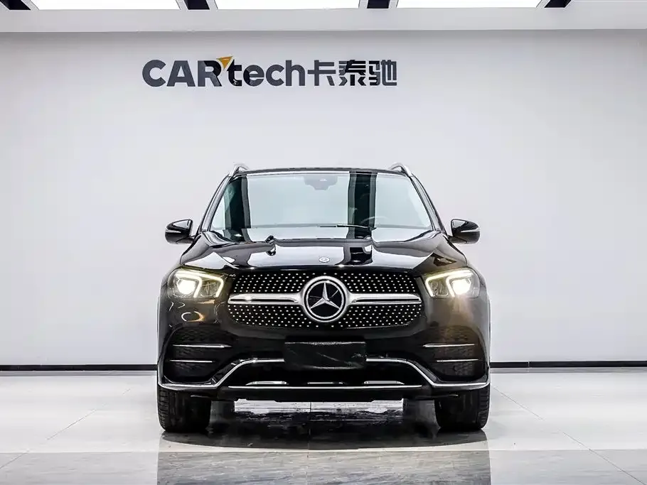 Mercedes-Benz GLE — фото 1