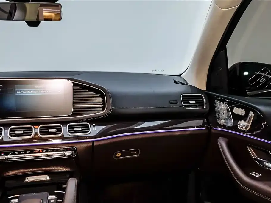 Mercedes-Benz GLE — фото 5
