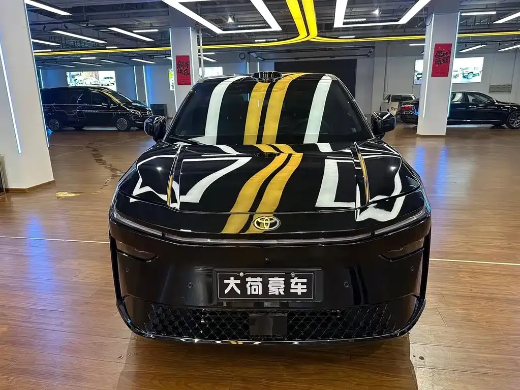Toyota Platinum 3X 2025 из CN, фото 3