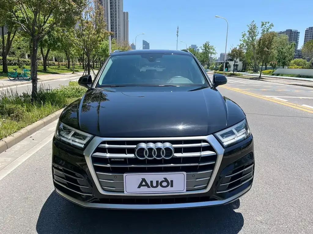 Audi Q5L 2021 из CN, фото 5