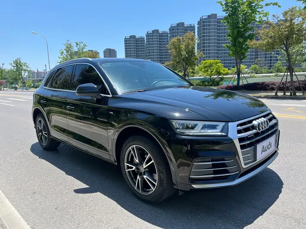 Audi Q5L 2021 из CN, фото 7