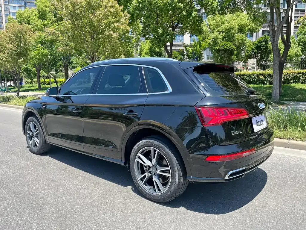 Audi Q5L 2021 из CN, фото 10