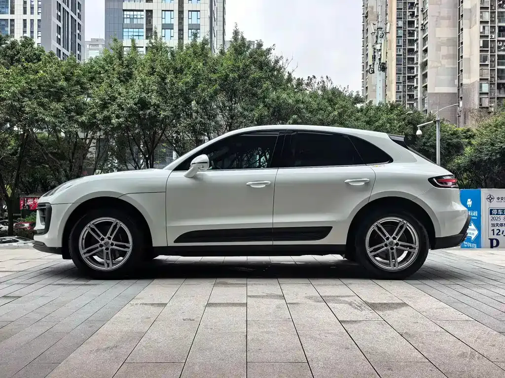 Porsche Macan — фото 6