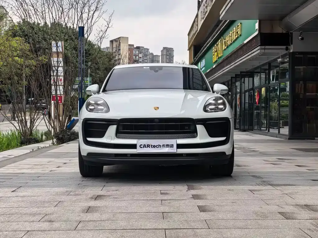 Porsche Macan — фото 10