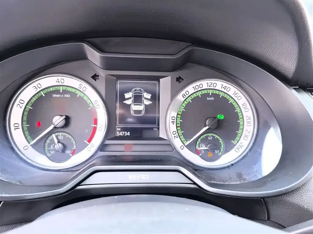Skoda Octavia 2023 из CN, фото 4