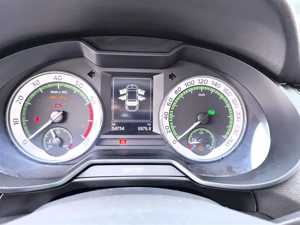Skoda Octavia 2023 из CN, фото 5