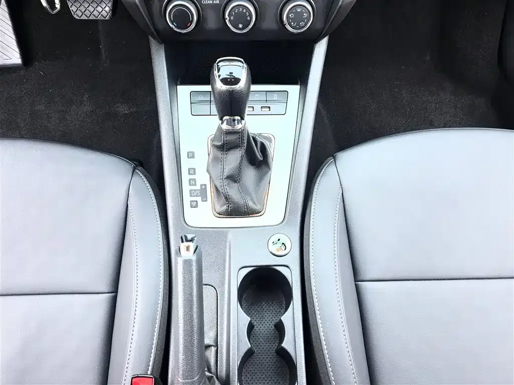 Skoda Octavia 2023 из CN, фото 8
