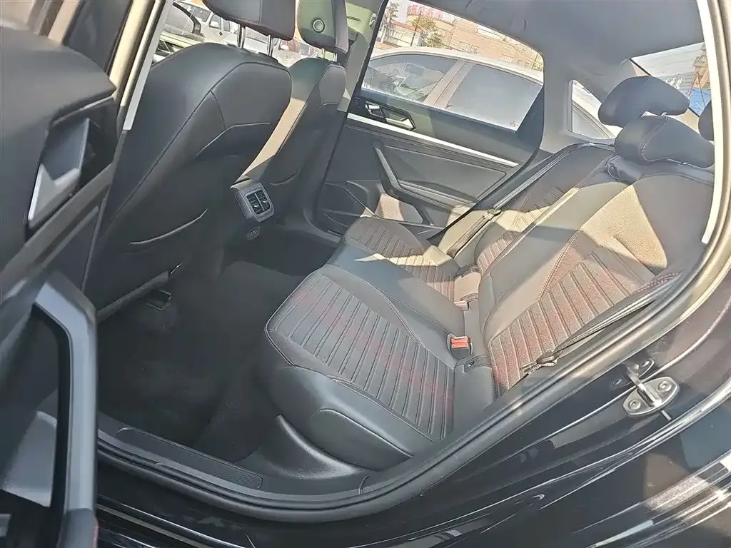 Volkswagen Lavida 2024 из CN, фото 4