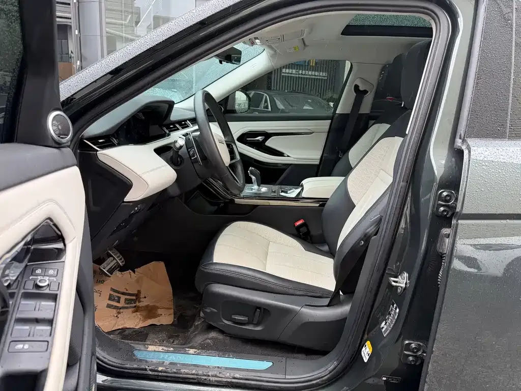 Land Rover Evoque — фото 8