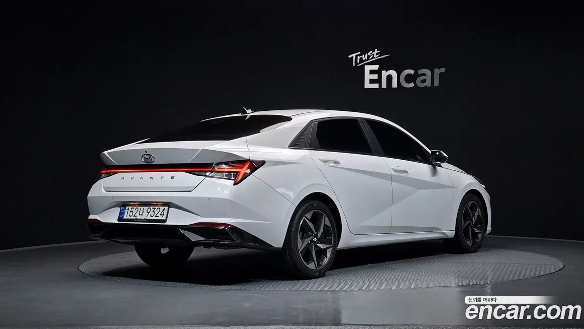 Hyundai AVANTE 2021 из KR, фото 3