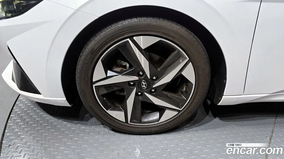 Hyundai AVANTE 2021 из KR, фото 6