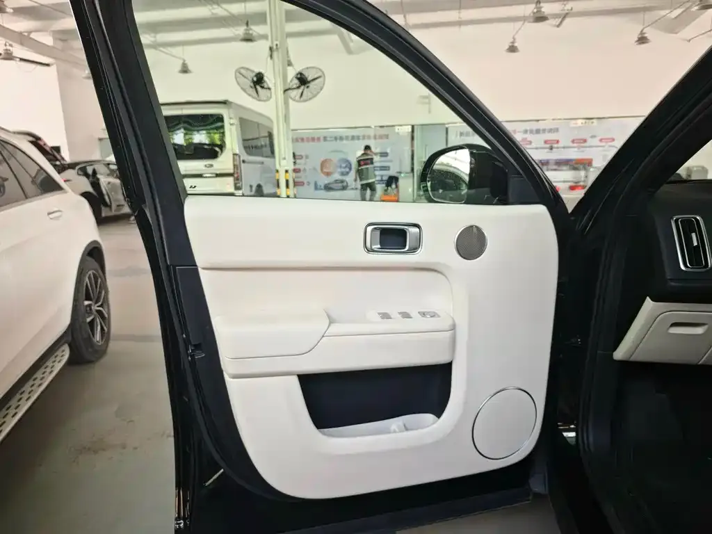 Li Auto L8 2024 из CN, фото 4