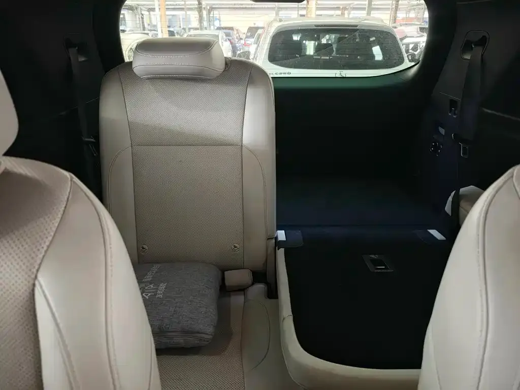 Li Auto L8 2024 из CN, фото 3