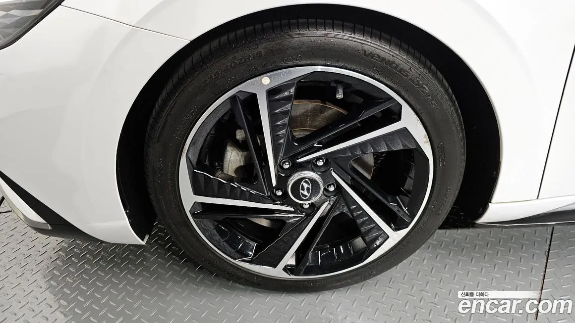 Hyundai AVANTE 2023 из KR, фото 3