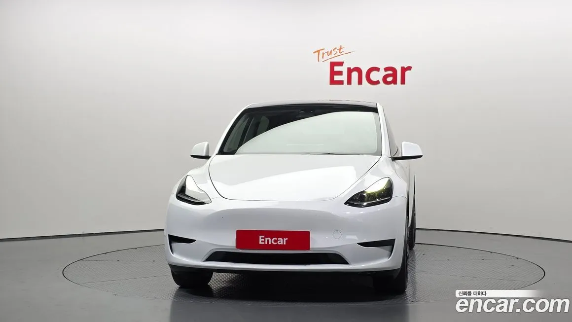 Tesla Model Y — фото 3