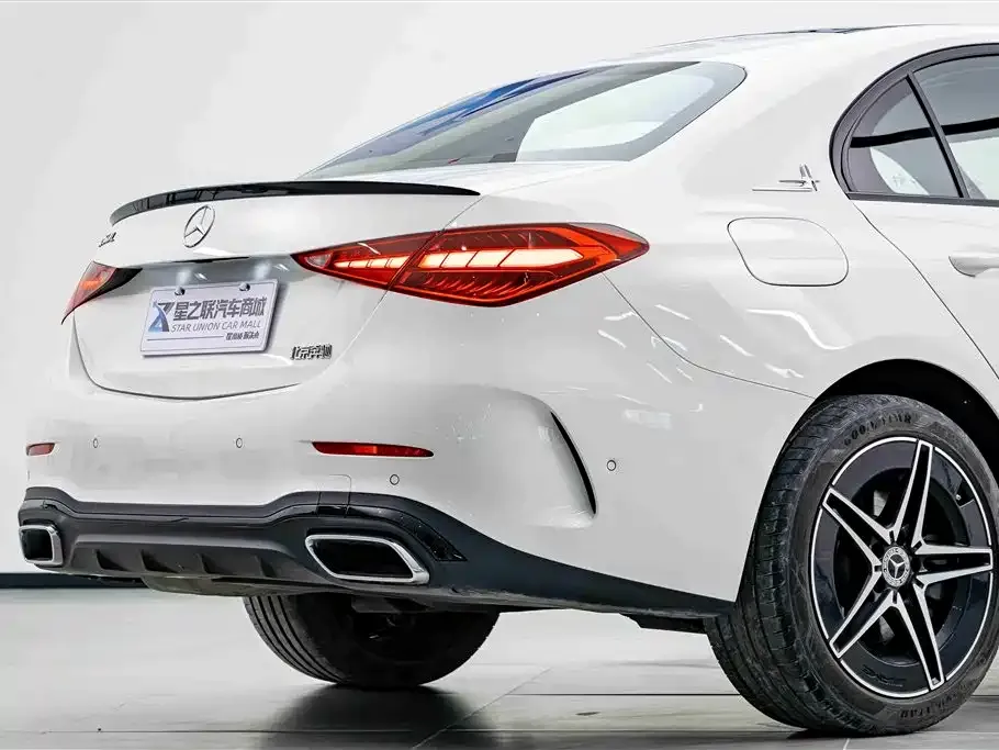 Mercedes-Benz C-Class — фото 6