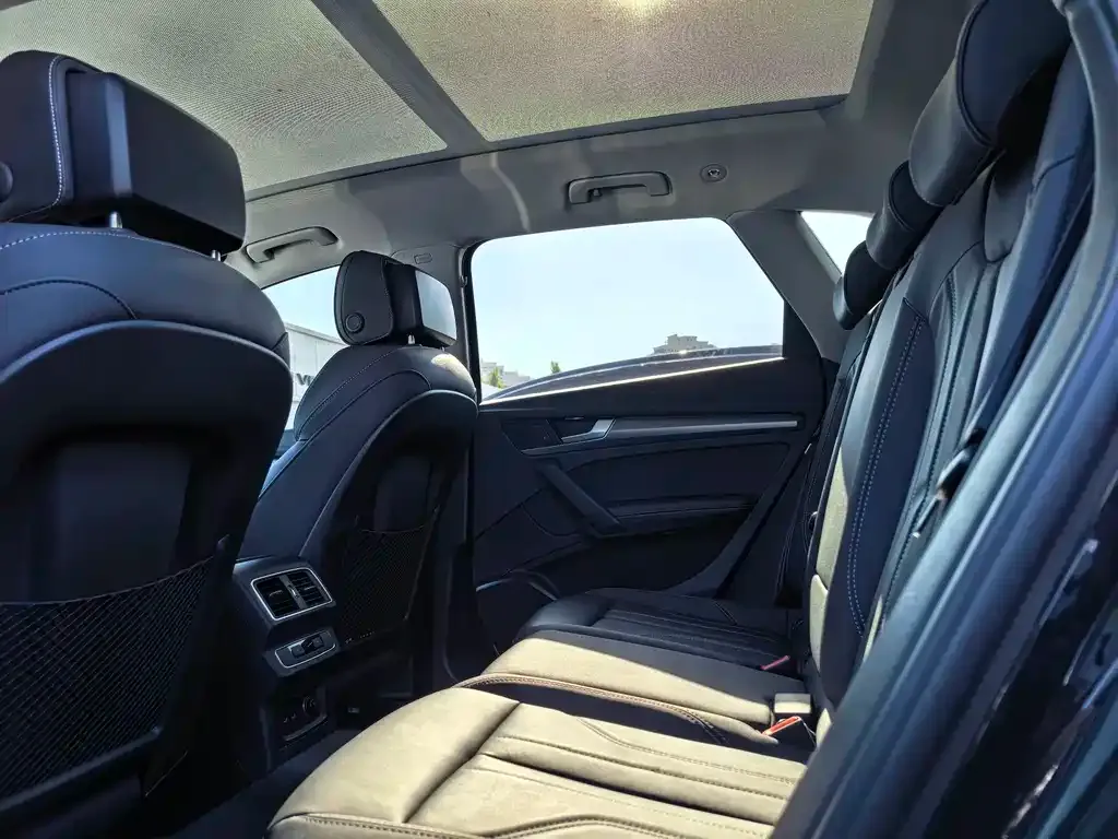 Audi Q5L 2022 из CN, фото 7