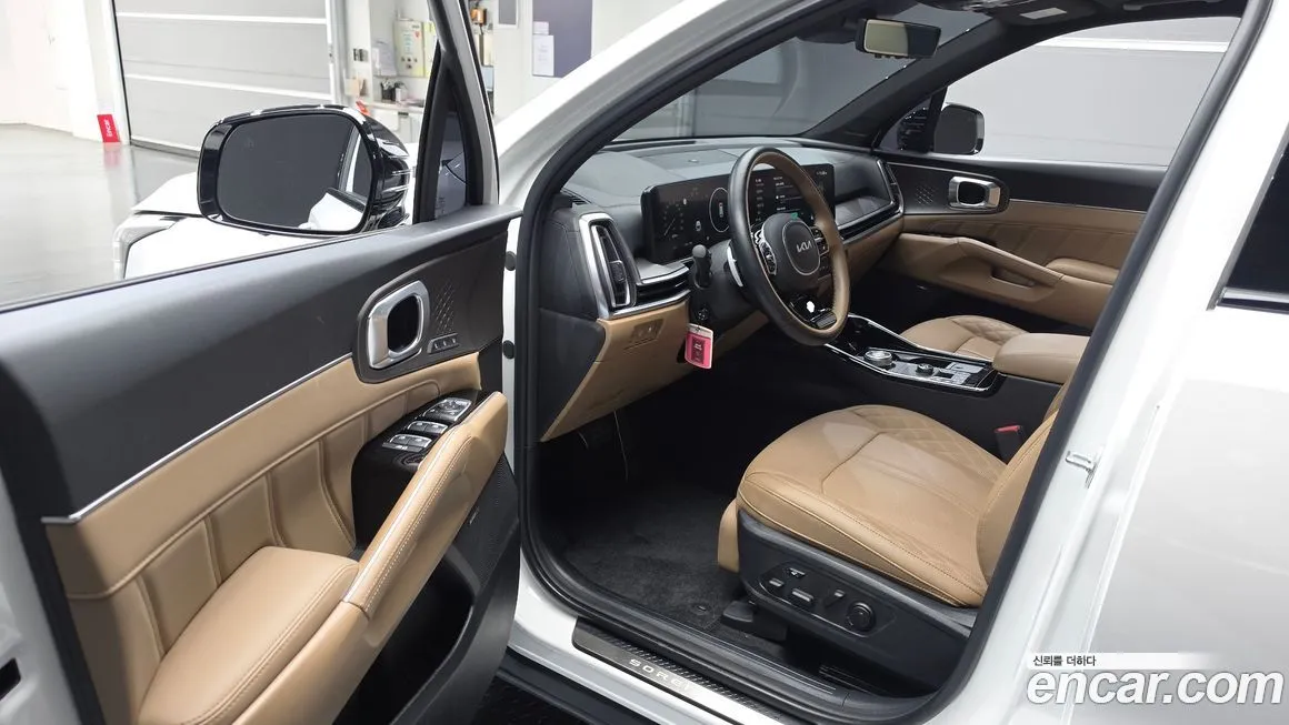Kia Sorento — фото 7