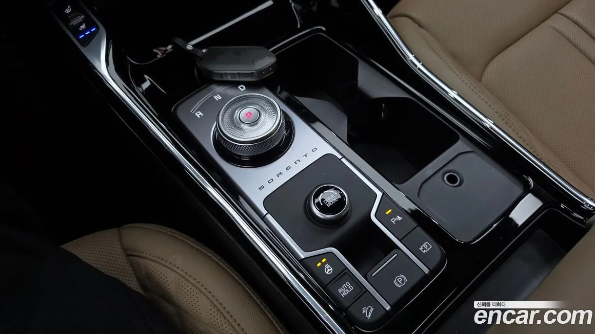 Kia Sorento — фото 9