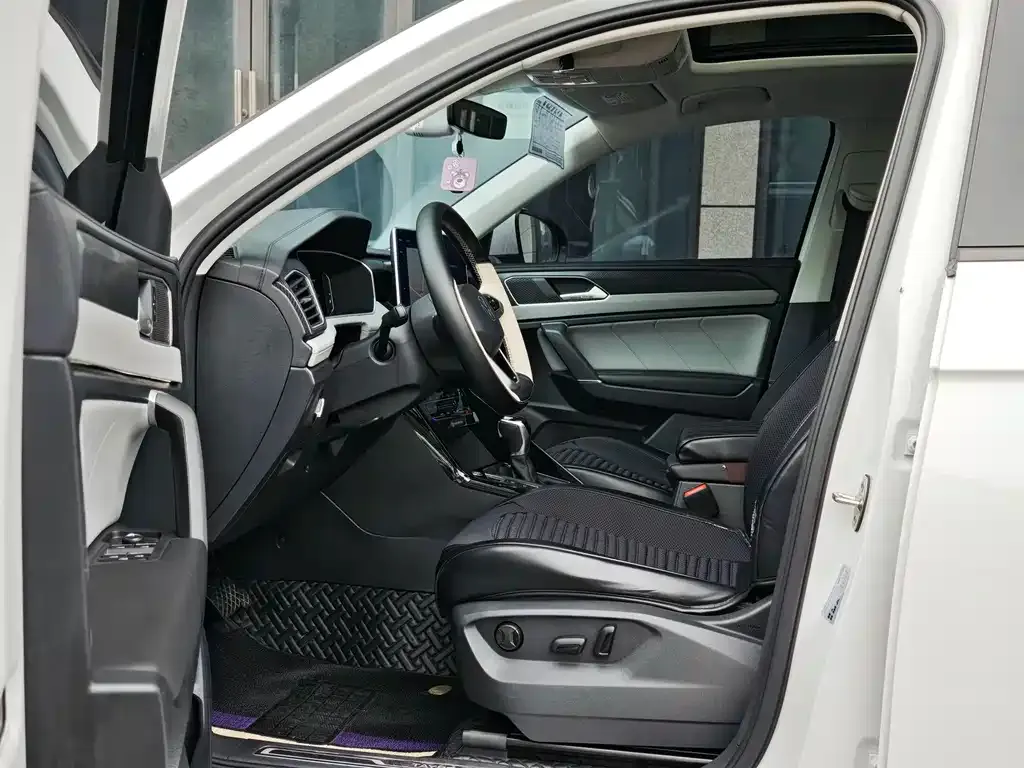 Volkswagen Tayron 2023 из CN, фото 4