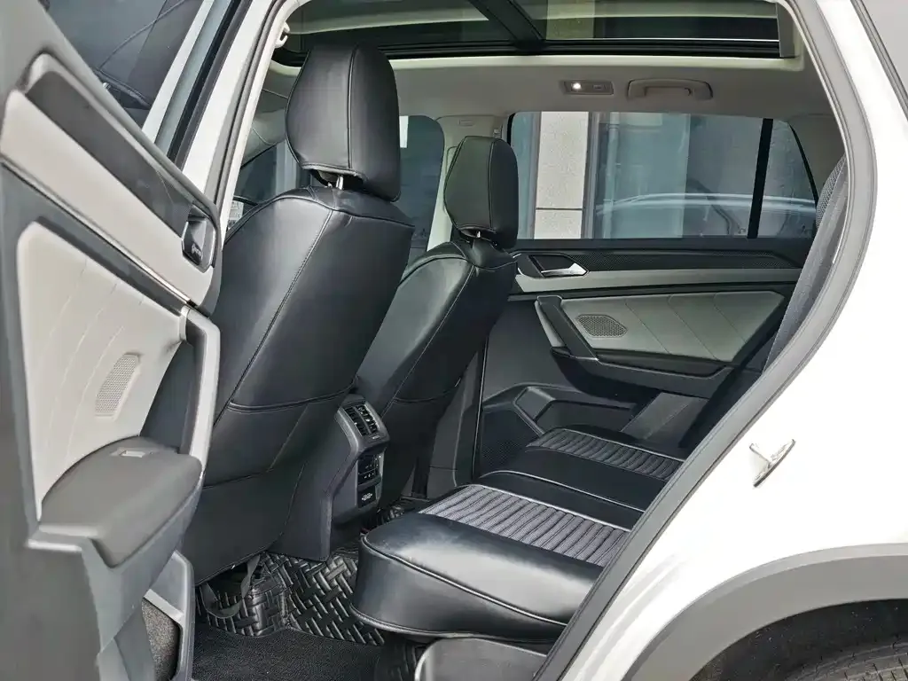 Volkswagen Tayron 2023 из CN, фото 6