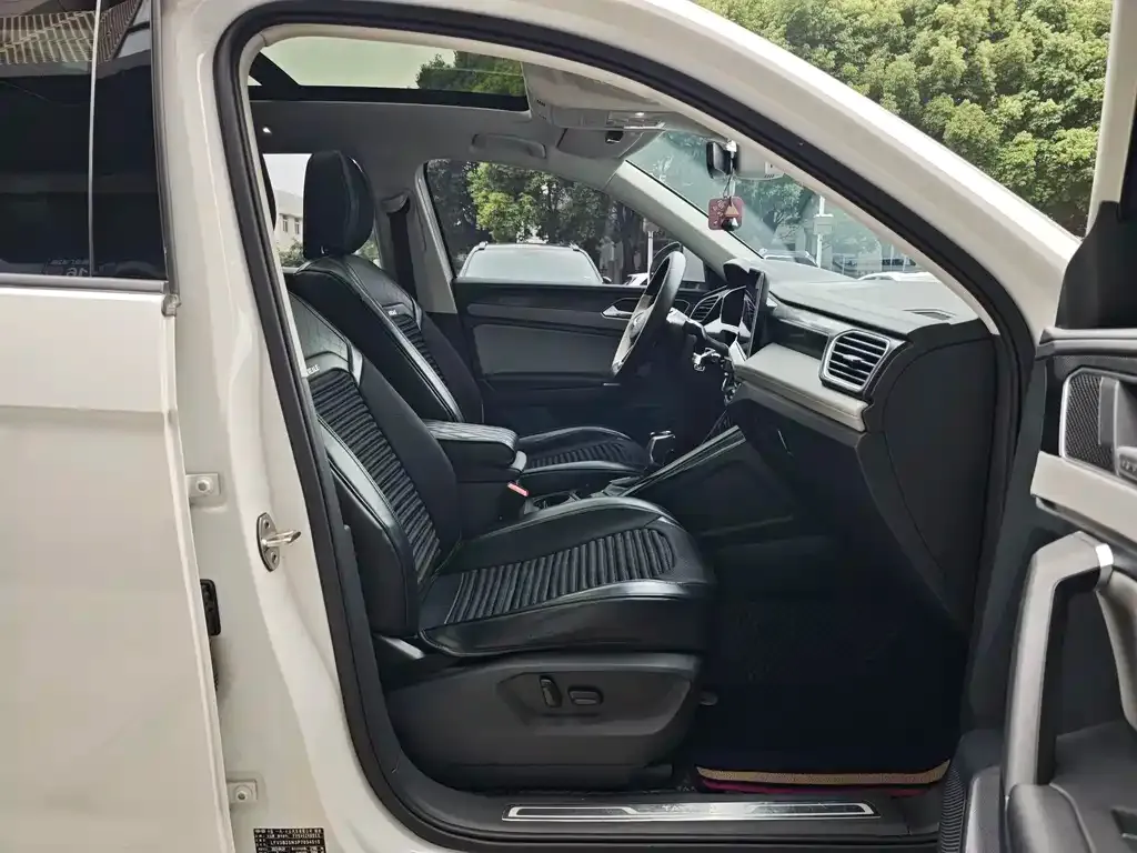 Volkswagen Tayron 2023 из CN, фото 5