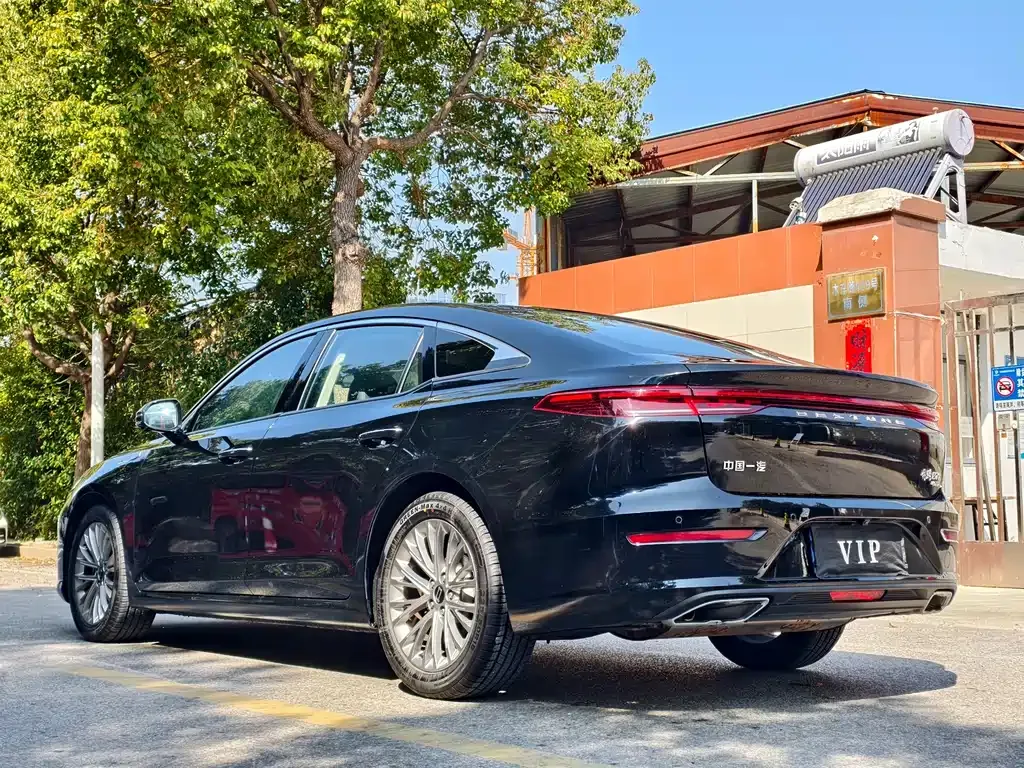 Bestune B70 — фото 9