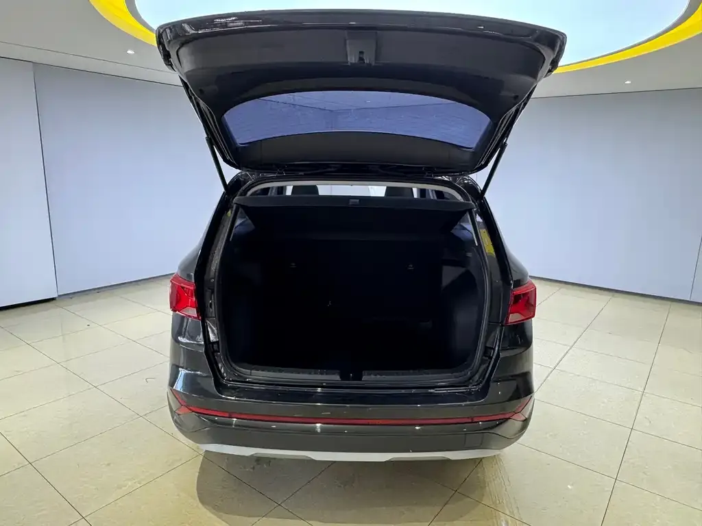 Jetta VS7 2023 из CN, фото 9