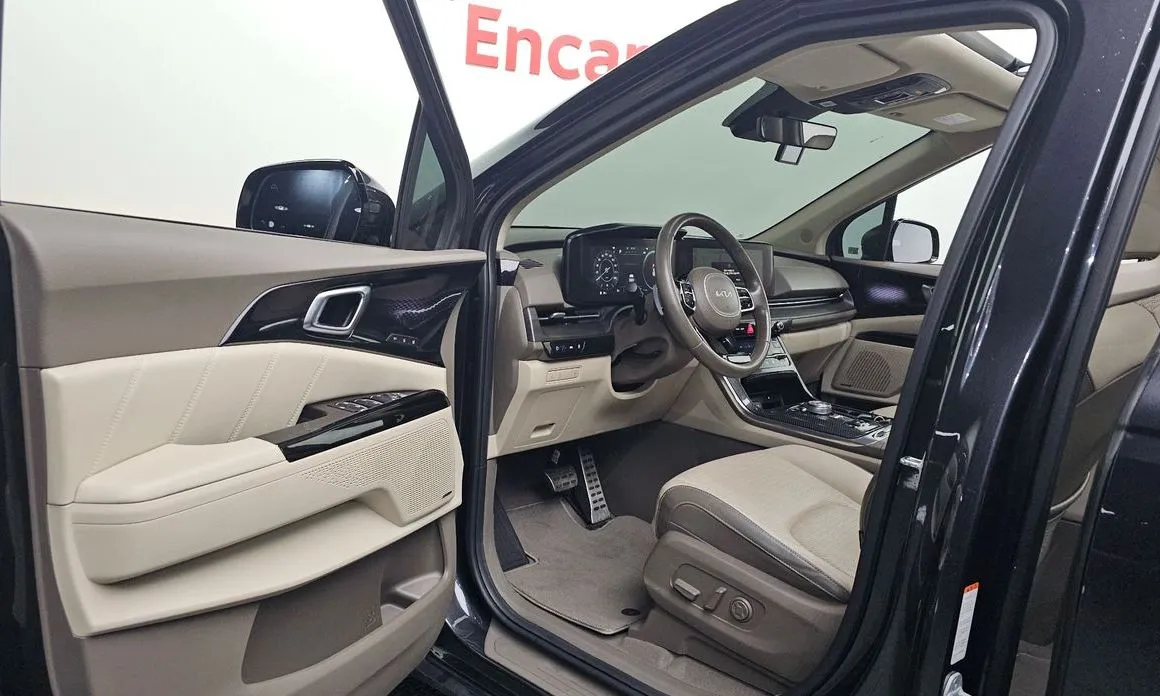 Kia Carnival — фото 10