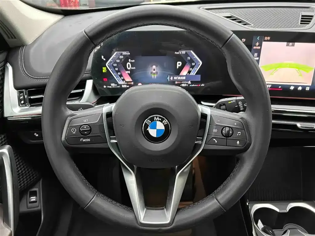 BMW X1 — фото 9