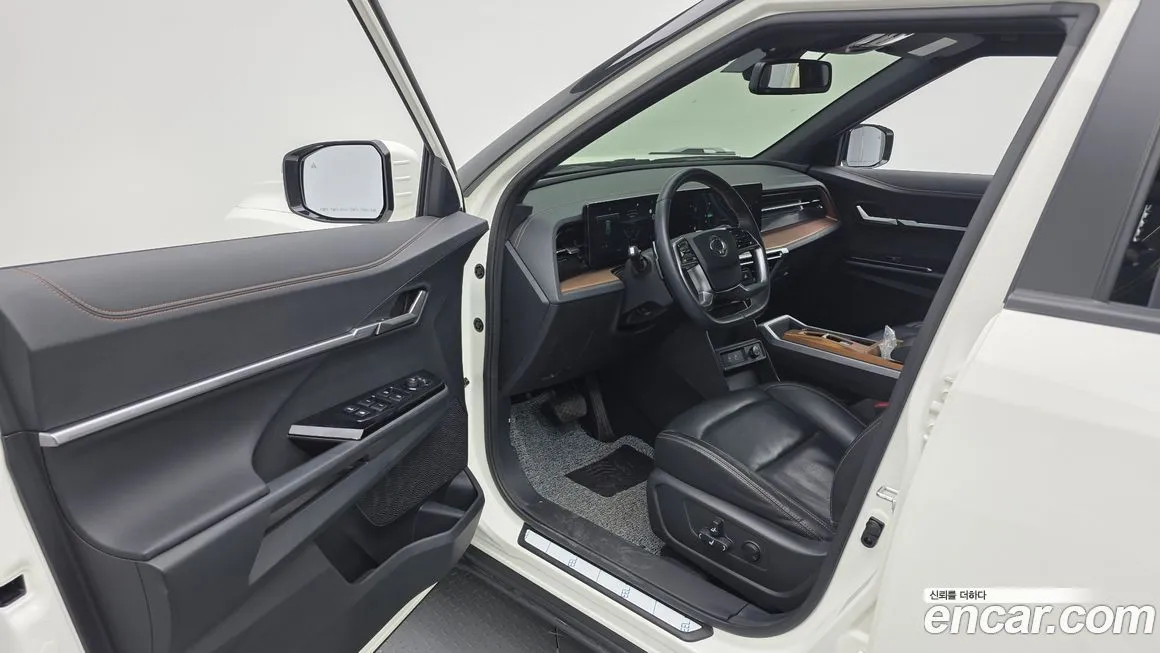 KG Mobility (Ssangyong) Torres — фото 4