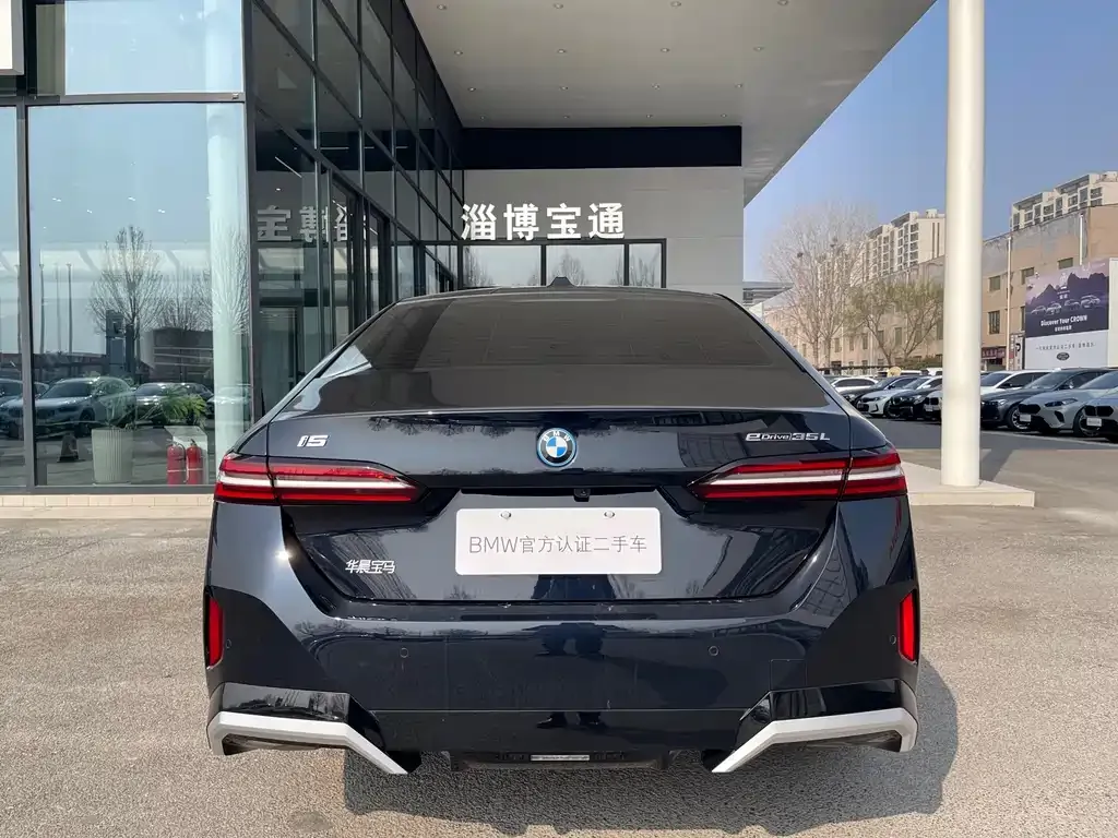 BMW i5 2025 из CN, фото 5