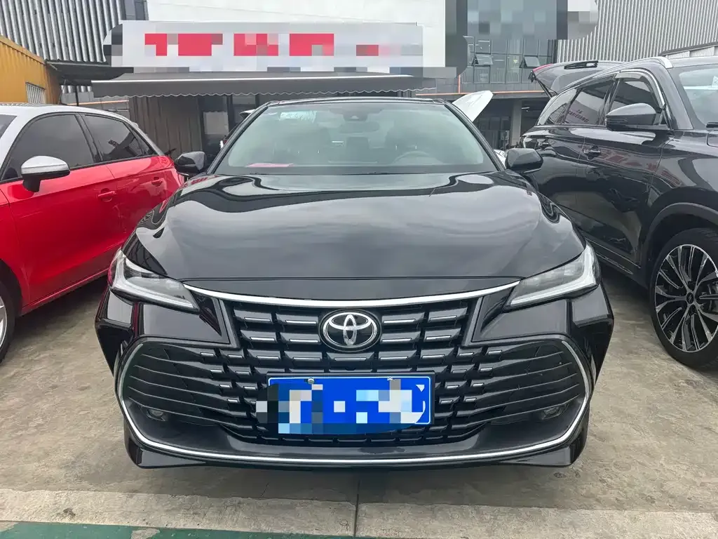 Toyota Avalon 2023 из CN, фото 5