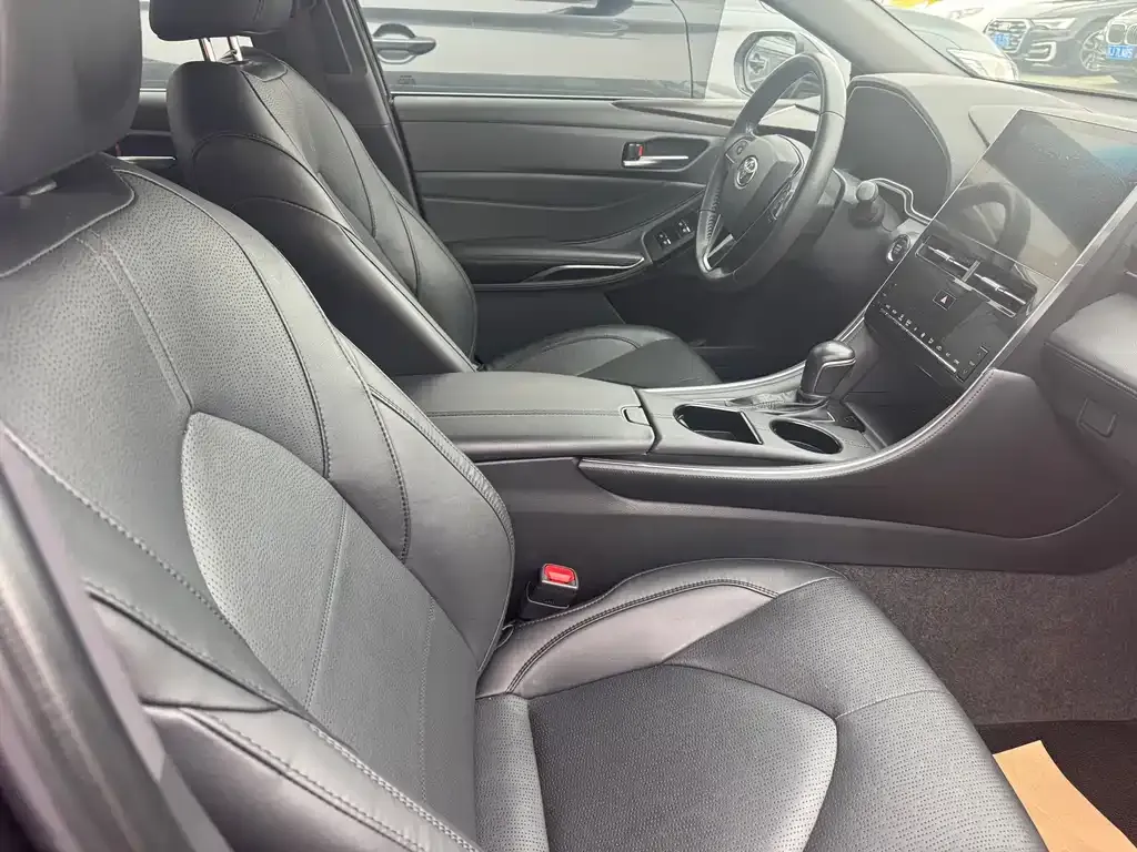 Toyota Avalon 2023 из CN, фото 10