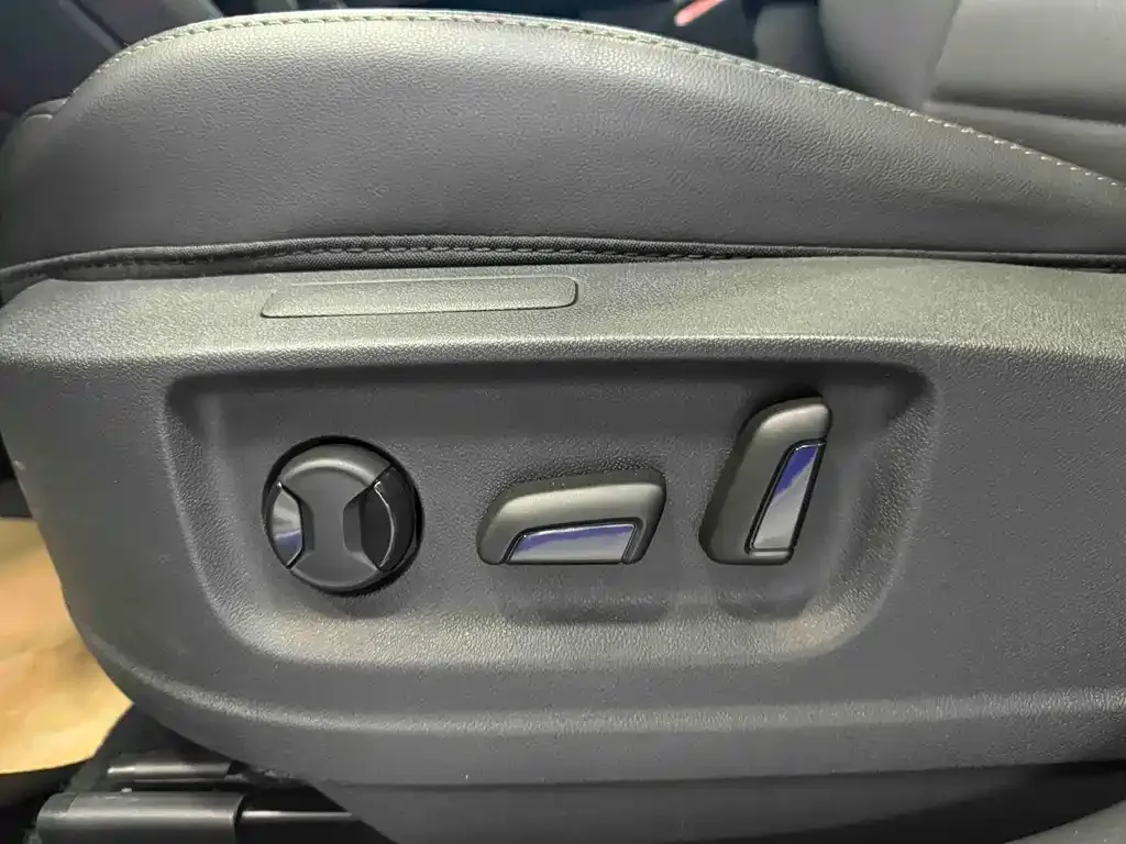 Volkswagen Tharu — фото 10