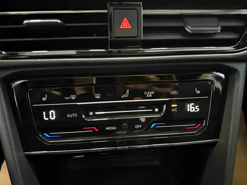 Volkswagen Tharu — фото 2
