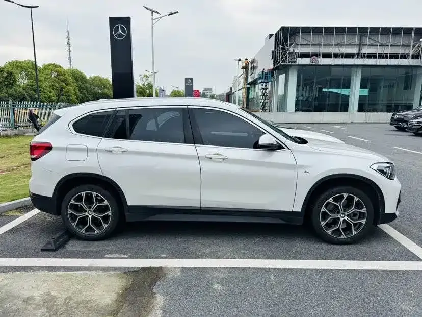BMW X1 — фото 2