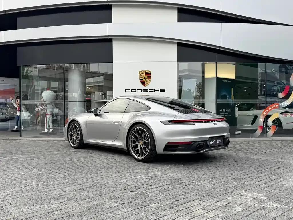 Porsche 911 2024 из CN, фото 4