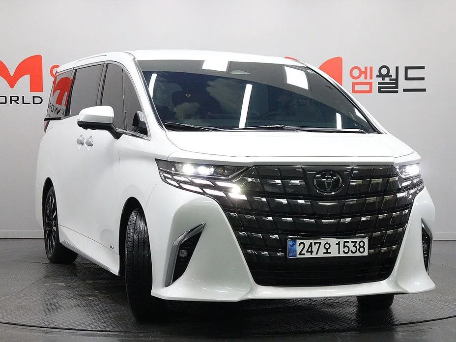 Toyota Alphard 2024 из KR, фото 4