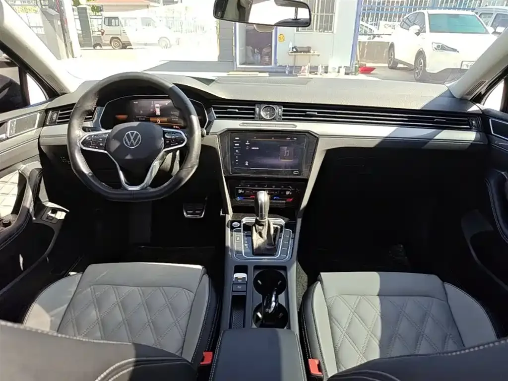Volkswagen Magotan 2023 из CN, фото 3