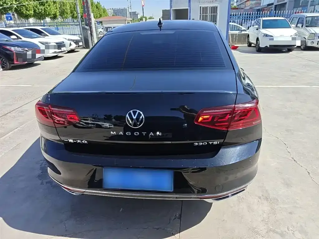 Volkswagen Magotan 2023 из CN, фото 9